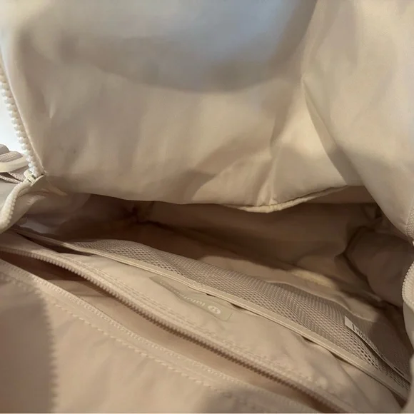 Lululemon Cream Backpack - Picture 10 of 11